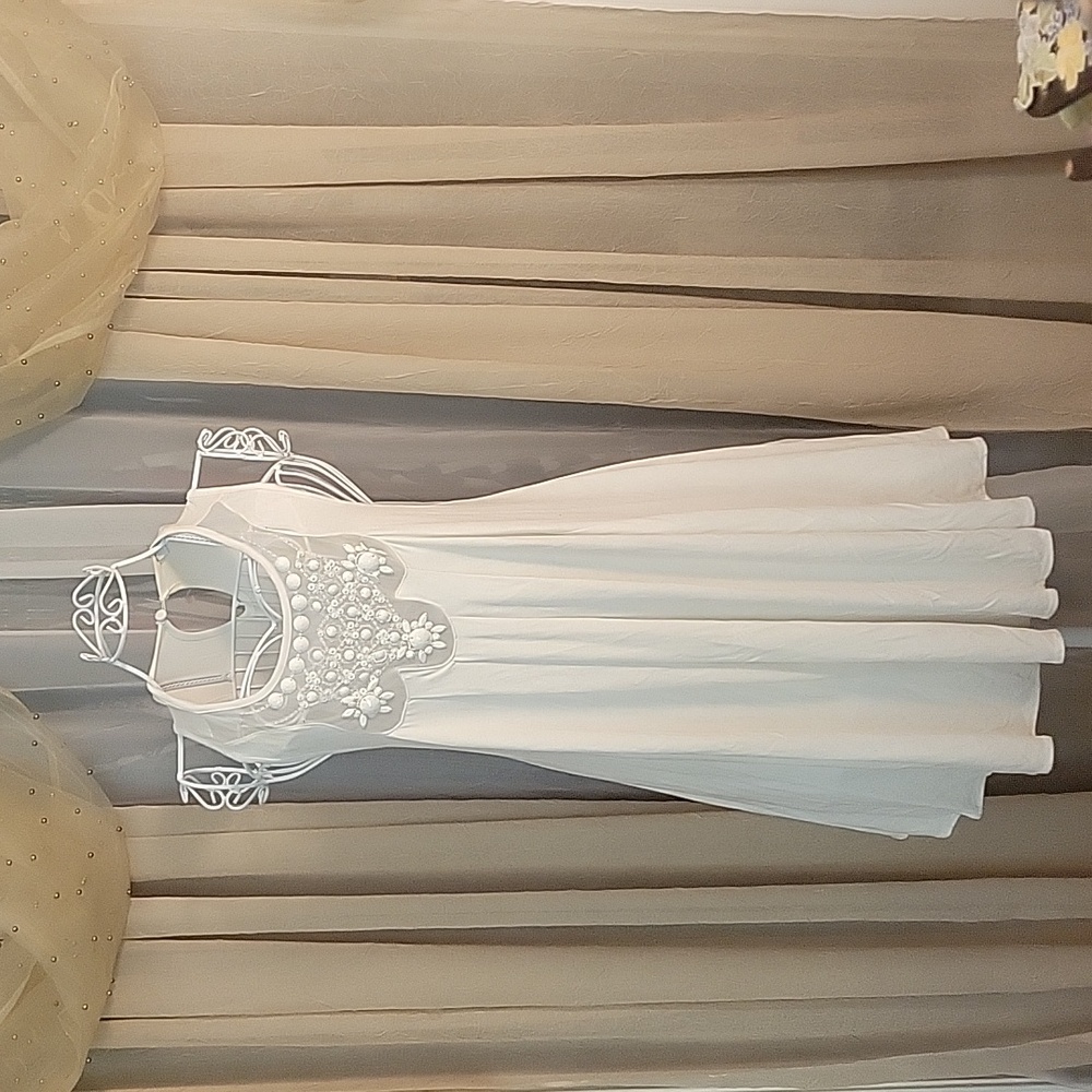 bebe white swing dress with faceted stone, embroidery, & mesh detail, XXS